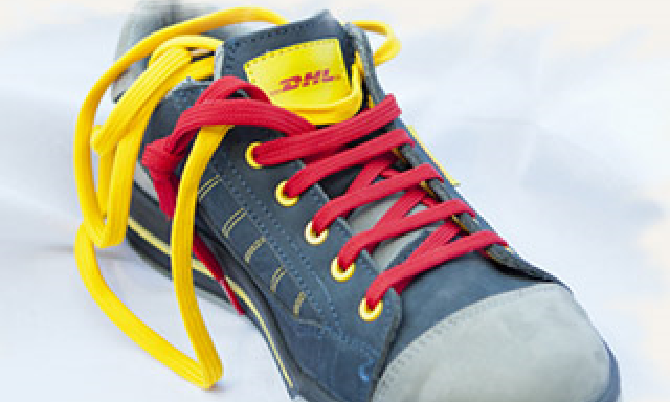 Individueller Schuh für DHL